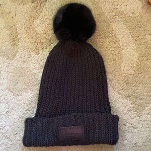 Love Your Melon Winter hate with Pom Pom